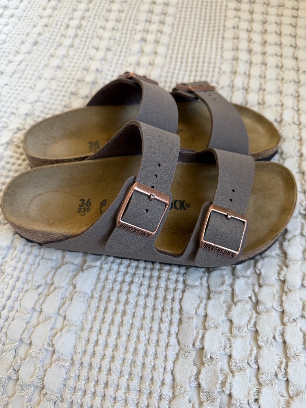 NIB Birkenstocks Womens 36 Mocha Brown Arizona Birkibuc - Picture 3 of 10